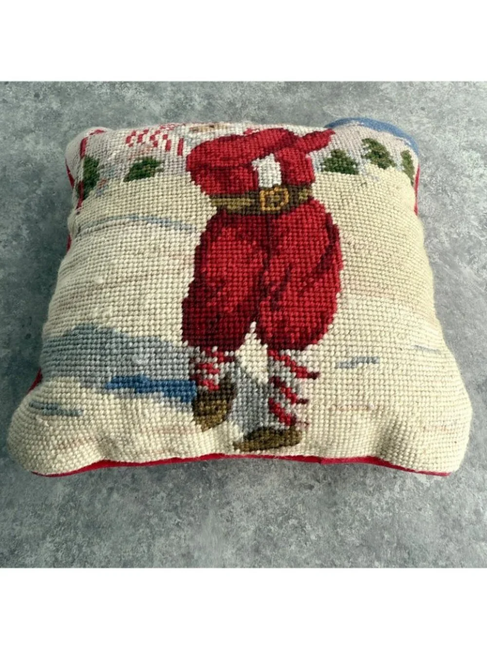 Vintage Needlepoint Christmas Pillow Santa Golfing 9